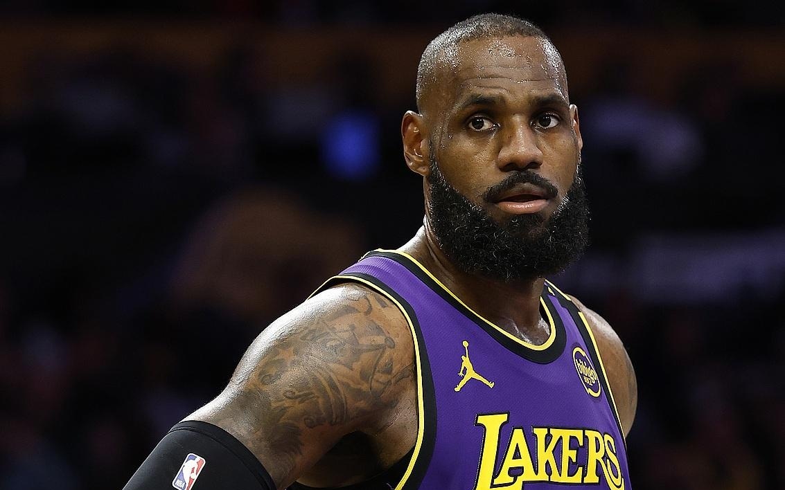 队报：皇马高层视西超杯为决定阿隆索未来的重要节点